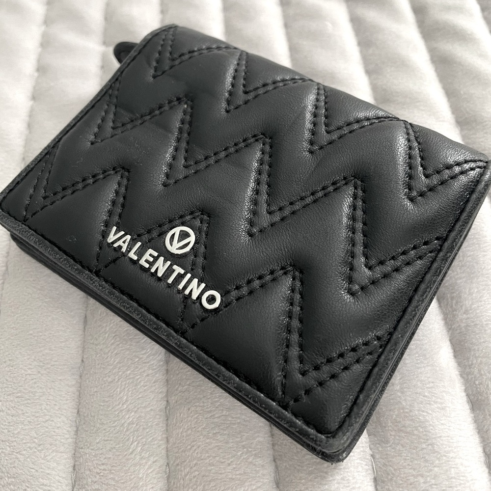 Valentino by Mario Valentino Pre-Owned Black Wallet